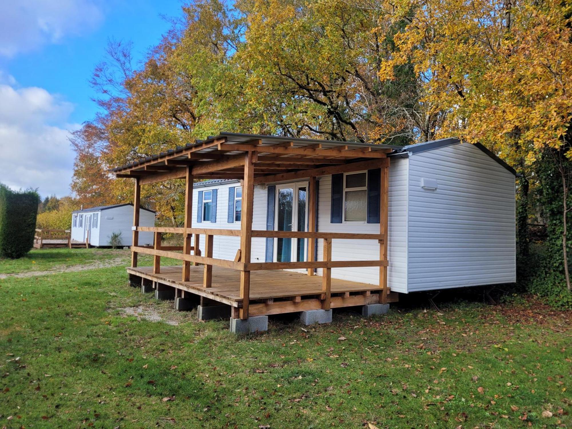 Stacaravan 6 Persoons - Camping Le Soustran Neuvic  Exteriér fotografie